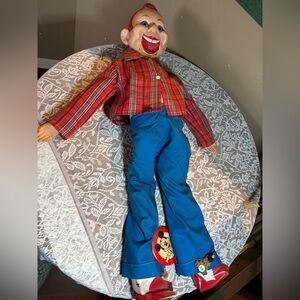 Vintage Howdy Doody Talking Pull String Doll